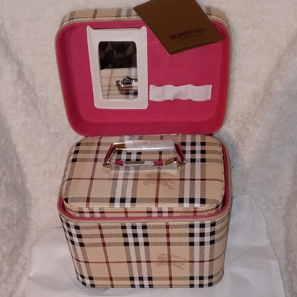 Burberry Beige and Black Checkered Bag Duo - Picture 16 of 17